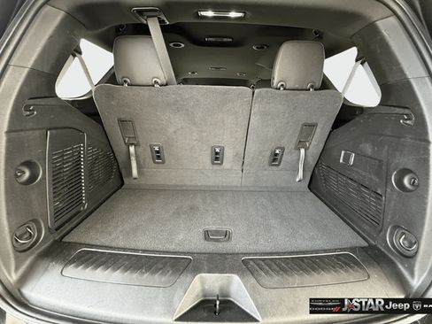 Used 2024 Chevrolet Tahoe LT AWD/4WD image 34