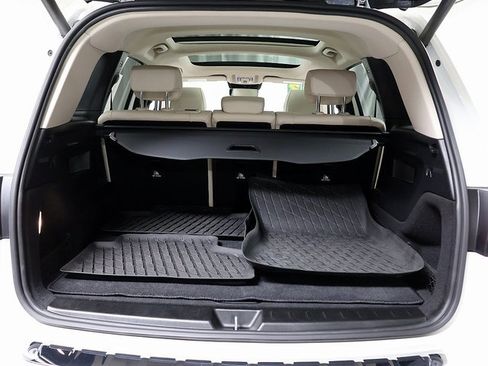 Used 2023 Mercedes-Benz GLB 250 4MATIC image 31