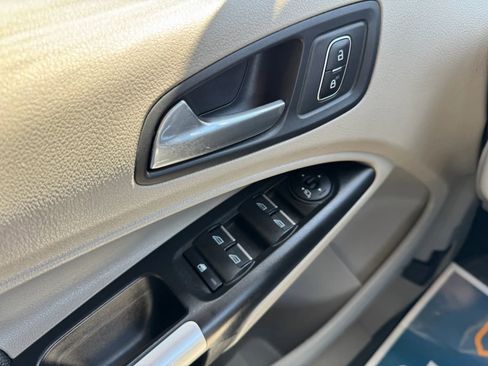 Used 2019 Ford Transit Connect Titanium w/ Titanium Premium Package FWD image 29