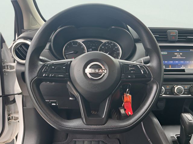 Used 2023 Nissan Versa S FWD image 16