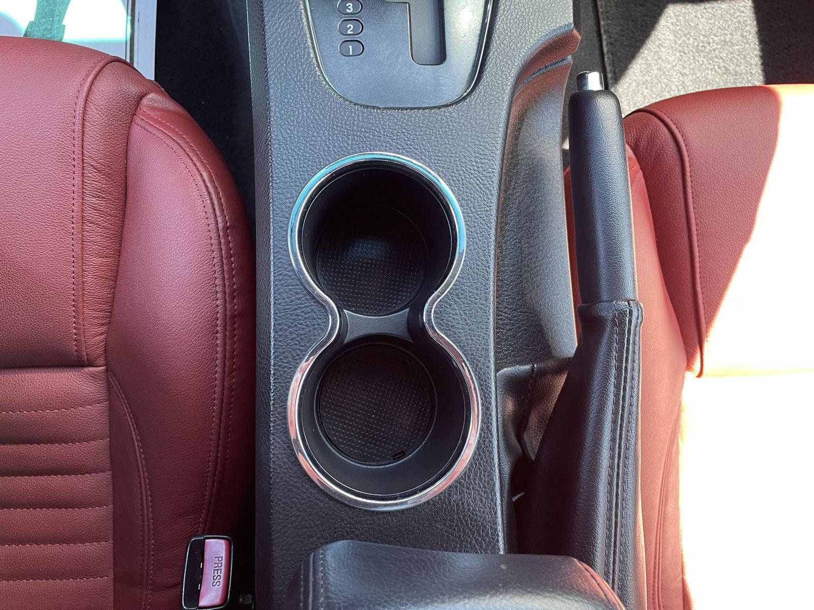 Used 2005 Ford Thunderbird RWD image 21
