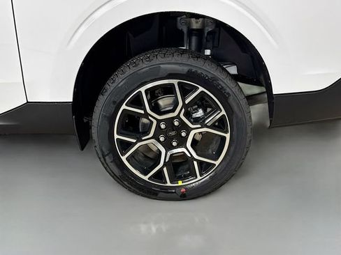 New 2026 Ford Maverick Lariat w/ 4K Tow Package image 31