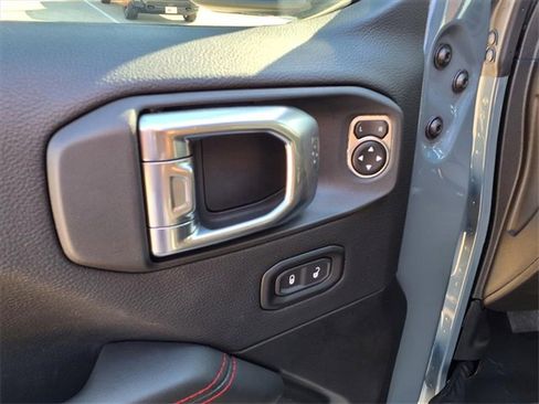 New 2025 Jeep Wrangler Unlimited Rubicon image 16