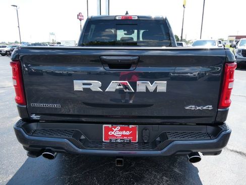 Used 2025 RAM 1500 Big Horn AWD/4WD image 6