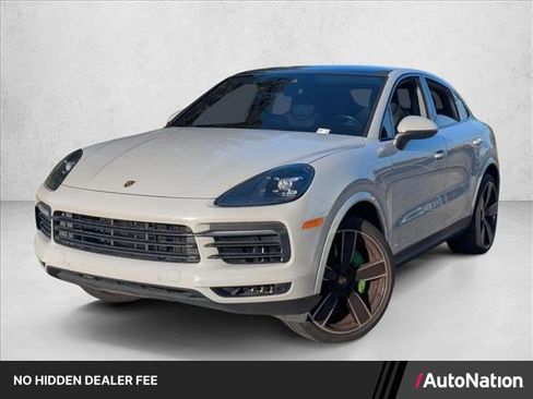 Used 2021 Porsche Cayenne Coupe AWD/4WD image 1