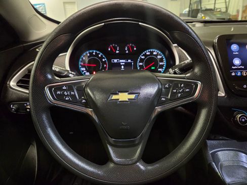 Used 2024 Chevrolet Malibu LS FWD image 16