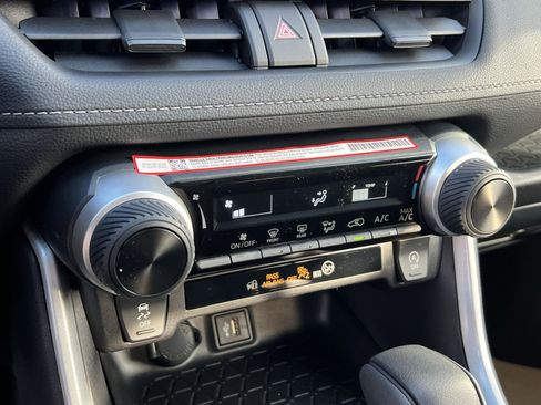 New 2025 Toyota RAV4 LE image 28