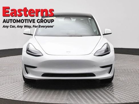 Used 2022 Tesla Model 3 Long Range AWD/4WD image 2