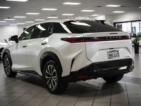 Used 2024 Lexus RZ 300e Premium w/ Technology Package image 7