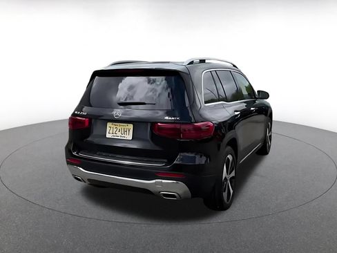 Used 2025 Mercedes-Benz GLB 250 4MATIC image 15