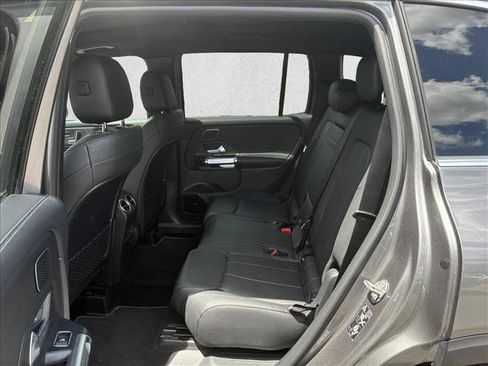 Certified 2021 Mercedes-Benz GLB 250 4MATIC image 11