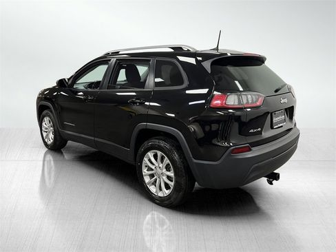 Used 2020 Jeep Cherokee Latitude w/ Cold Weather Group image 8