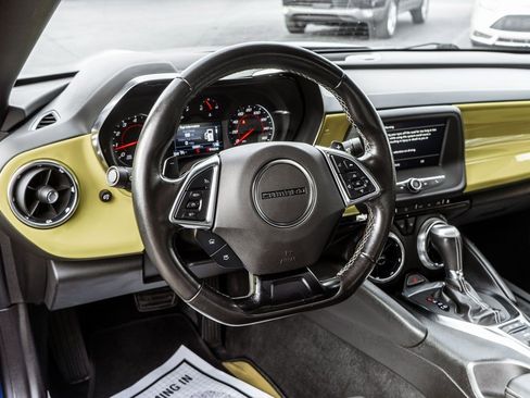 Used 2021 Chevrolet Camaro LT w/ RS Package image 8