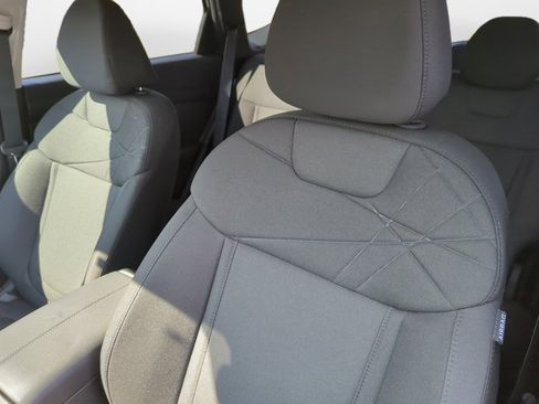 Used 2025 Hyundai Tucson SEL image 13