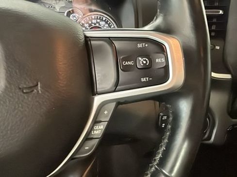 Used 2019 RAM 1500 Big Horn AWD/4WD image 16