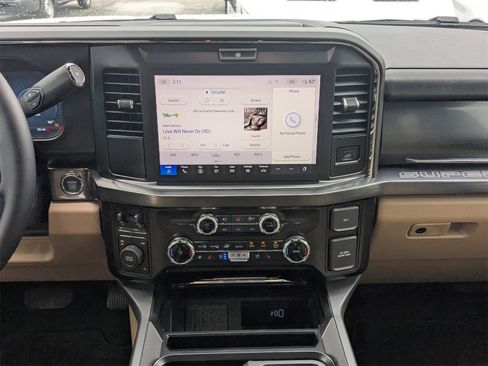 New 2026 Ford F250 Lariat w/ Black Appearance Package image 18