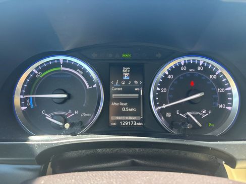Used 2016 Toyota Highlander Limited Platinum AWD/4WD image 23