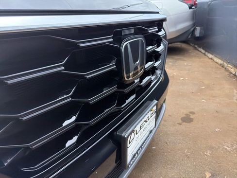 Used 2025 Honda Pilot Touring image 36