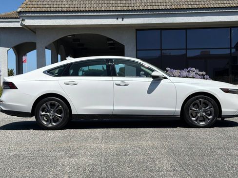 Used 2023 Honda Accord EX-L image 3
