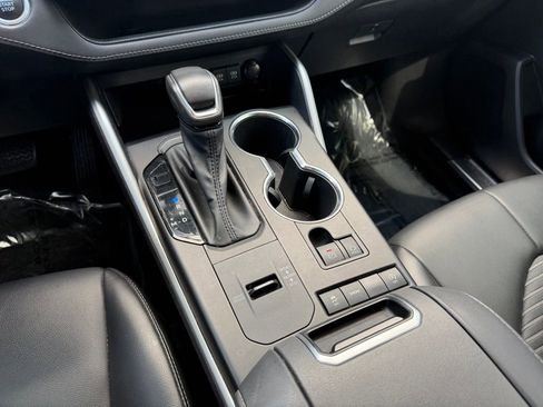 Used 2021 Toyota Highlander XSE image 17