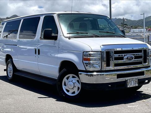 Used 2014 Ford E-350 and Econoline 350 XL w/ Power Windows & Locks Group RWD image 21