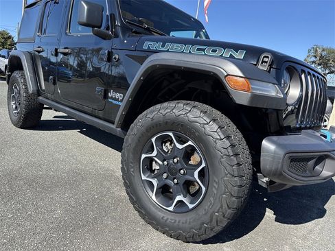 Used 2022 Jeep Wrangler Unlimited Rubicon 4xe w/ Cold Weather Group image 10