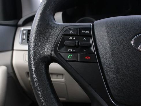 Used 2017 Hyundai Sonata SE image 10