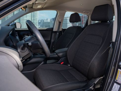 Certified 2023 Honda HR-V LX image 15