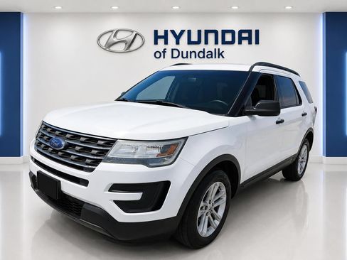 Used 2016 Ford Explorer FWD image 3