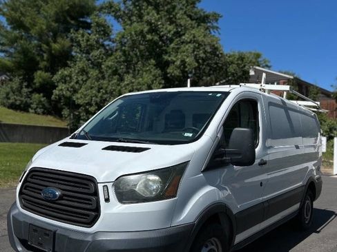 Used 2016 Ford Transit 150 130 Low Roof RWD image 3