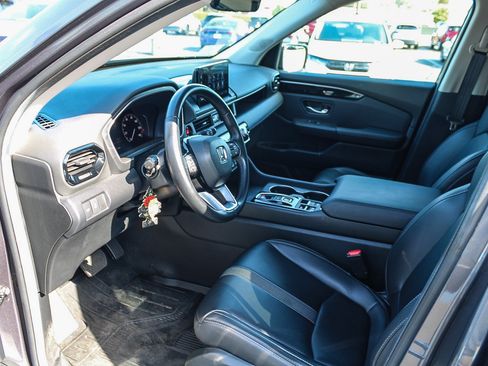 Used 2025 Honda Pilot EX-L image 19