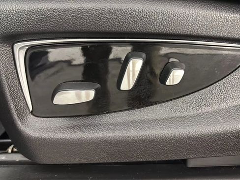 Used 2020 Cadillac Escalade Premium Luxury w/ LPO, Radiant Package image 39