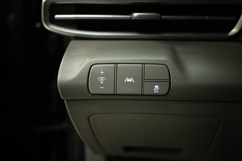 Used 2022 Hyundai Elantra SEL w/ Convenience Package FWD image 28