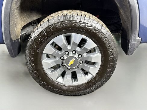 Used 2025 Chevrolet Silverado 2500 LT w/ All Star Edition image 36