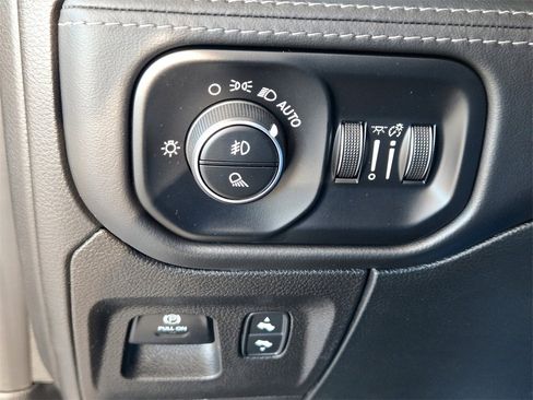 Used 2021 RAM 1500 Limited image 24
