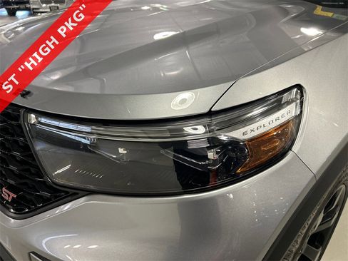 Used 2023 Ford Explorer ST w/ Equipment Group 401A image 7