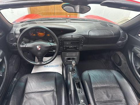 Used 2002 Porsche Boxster RWD image 11