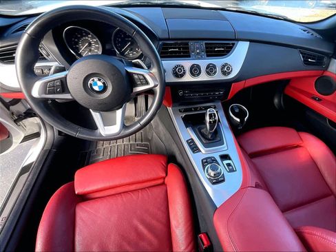Used 2016 BMW Z4 sDrive35i image 17