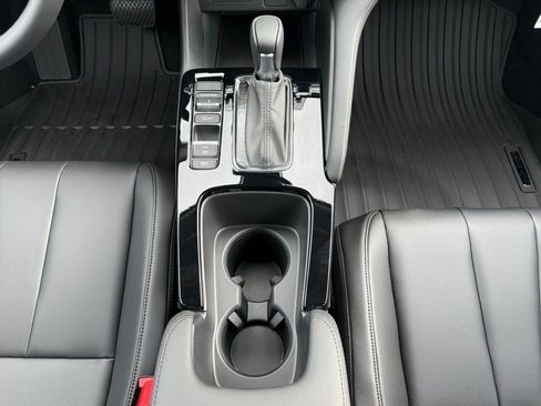 New 2025 Acura Integra image 17