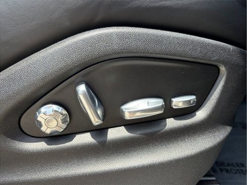 Used 2019 Porsche Cayenne S AWD/4WD image 50