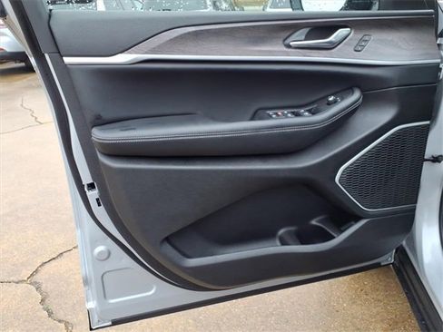 New 2026 Jeep Grand Cherokee Limited image 20