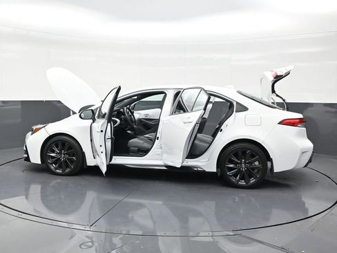 Used 2024 Toyota Corolla SE FWD image 30
