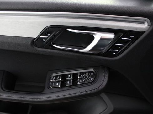 Used 2018 Porsche Macan GTS image 24