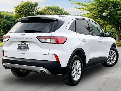 Used 2022 Ford Escape SE FWD image 6