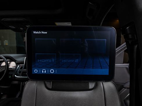 Used 2024 GMC Yukon AT4 w/ AT4 Premium Package image 29