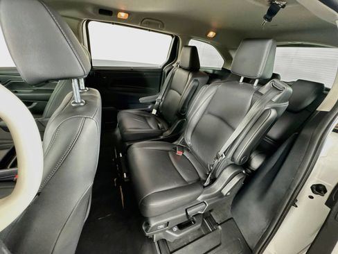 Certified 2025 Honda Odyssey EX-L image 18