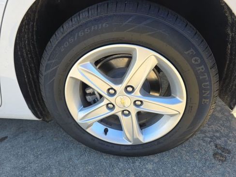 Used 2022 Chevrolet Malibu LS w/ Driver Confidence Package II image 21