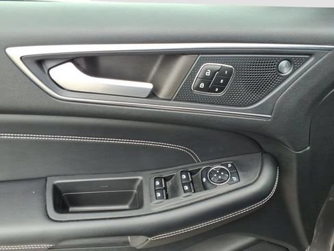 Used 2023 Ford Edge Titanium AWD/4WD image 15