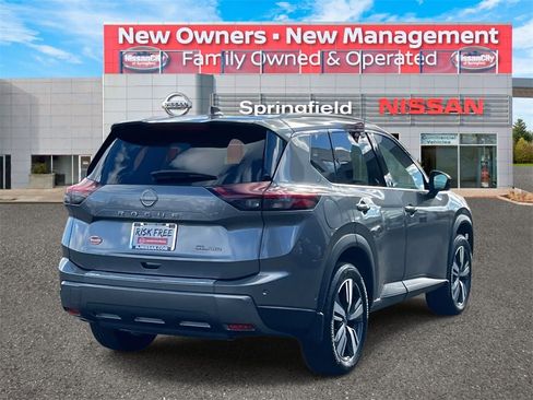 Certified 2024 Nissan Rogue SL w/ SL Premium Package image 5