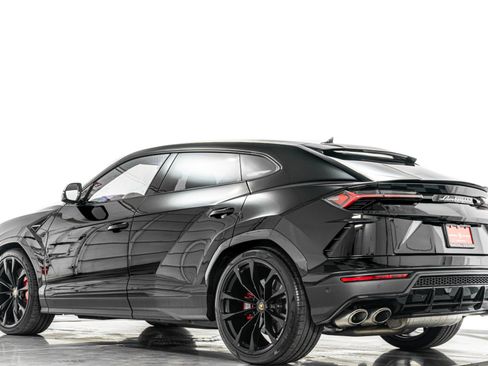 Used 2021 Lamborghini Urus AWD/4WD image 35